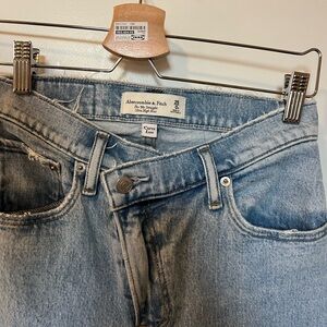 Abercrombie 90s straight jeans
